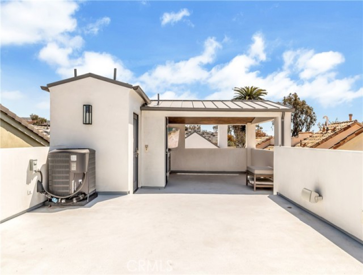 4 Bed Home for Sale in Corona del Mar, California