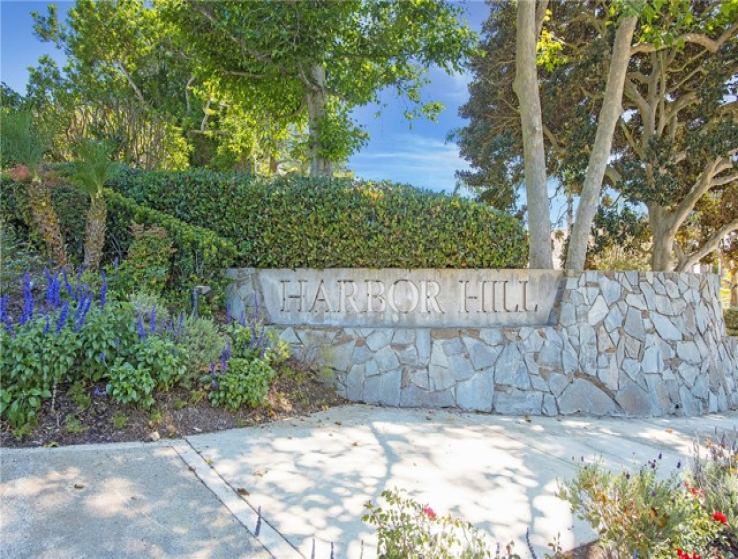 4 Bed Home for Sale in Newport Beach, California