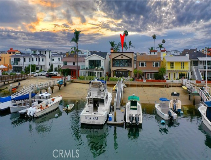 4 Bed Home for Sale in Newport Beach, California