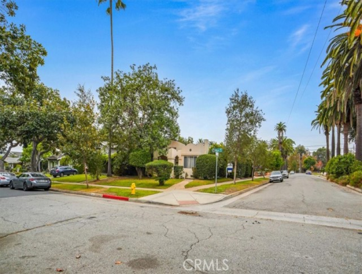 5 Bed Home for Sale in South Pasadena, California