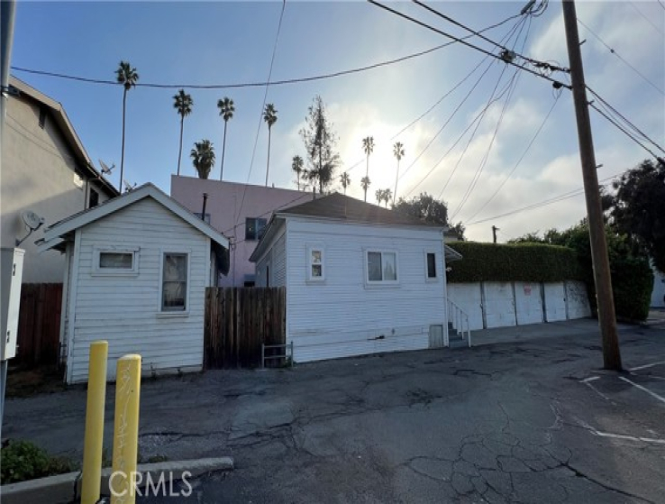  Income Home for Sale in Los Angeles, California