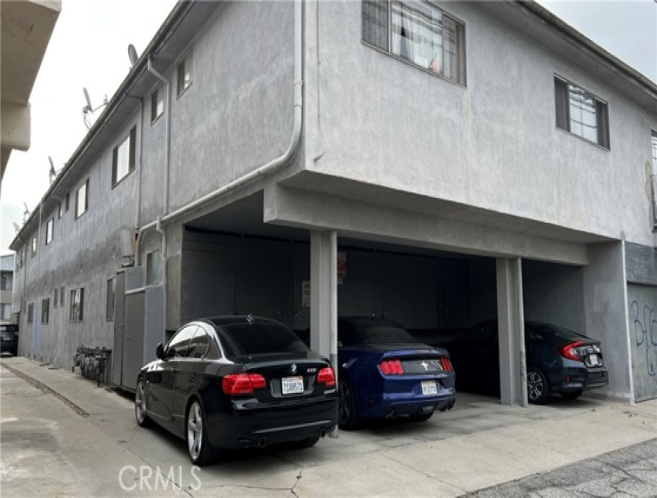  Income Home for Sale in Los Angeles, California