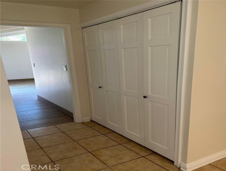 4 Bed Home to Rent in Sherwood Forest, California