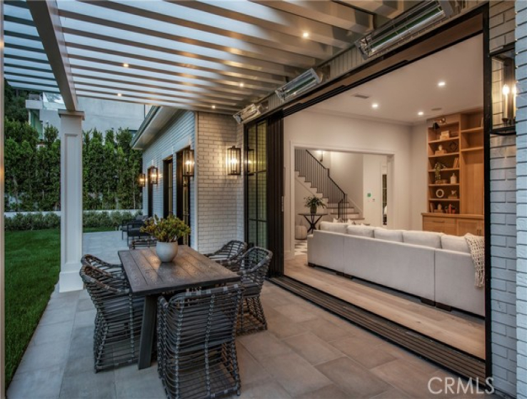 6 Bed Home for Sale in Beverly Hills, California