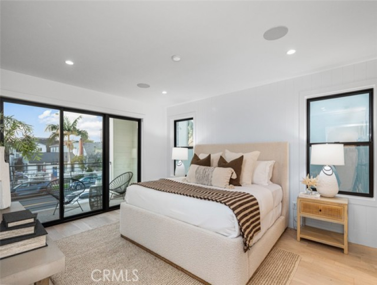 3 Bed Home for Sale in Corona del Mar, California