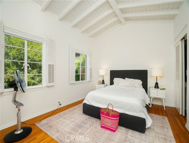  Income Home for Sale in Santa Monica, California