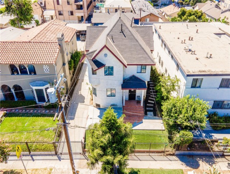  Income Home for Sale in Los Angeles, California