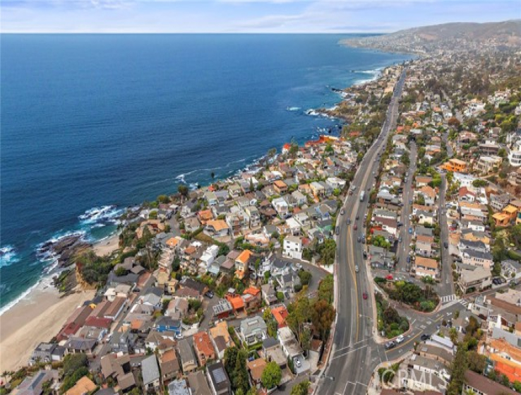 3 Bed Home for Sale in Laguna Beach, California