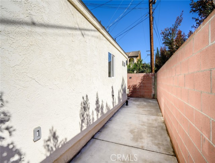 2 Bed Home to Rent in Glendale, California