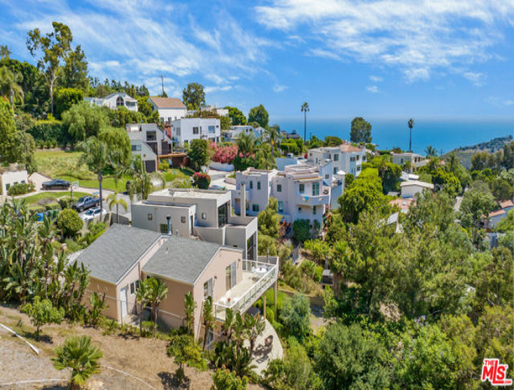 3 Bed Home for Sale in Malibu, California