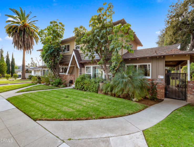  Income Home for Sale in Pasadena, California