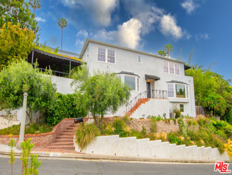 3 Bed Home for Sale in Los Angeles, California