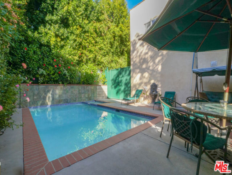 4 Bed Home for Sale in Los Angeles, California