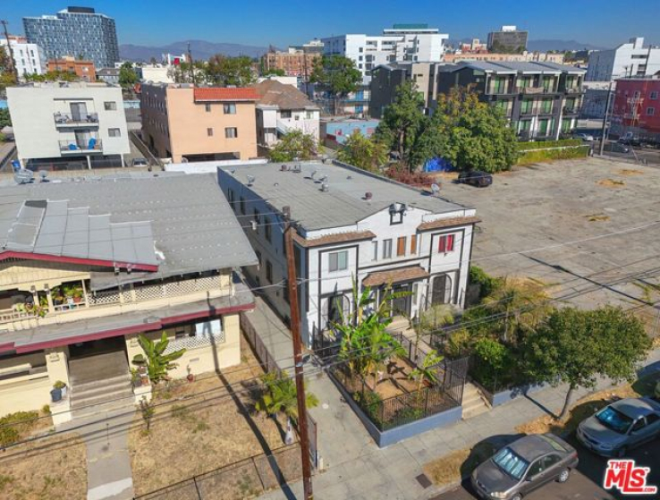  Income Home for Sale in Los Angeles, California