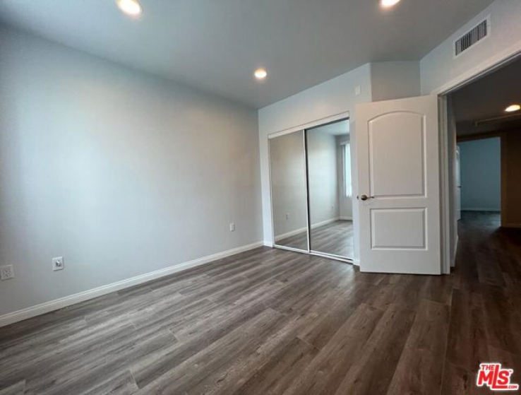 3 Bed Home to Rent in Los Angeles, California