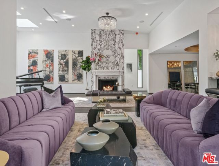 6 Bed Home for Sale in West Hollywood, California