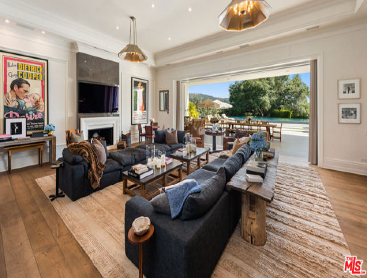 12 Bed Home for Sale in Beverly Hills, California