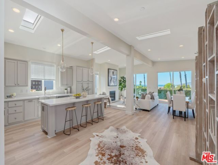 4 Bed Home for Sale in Malibu, California