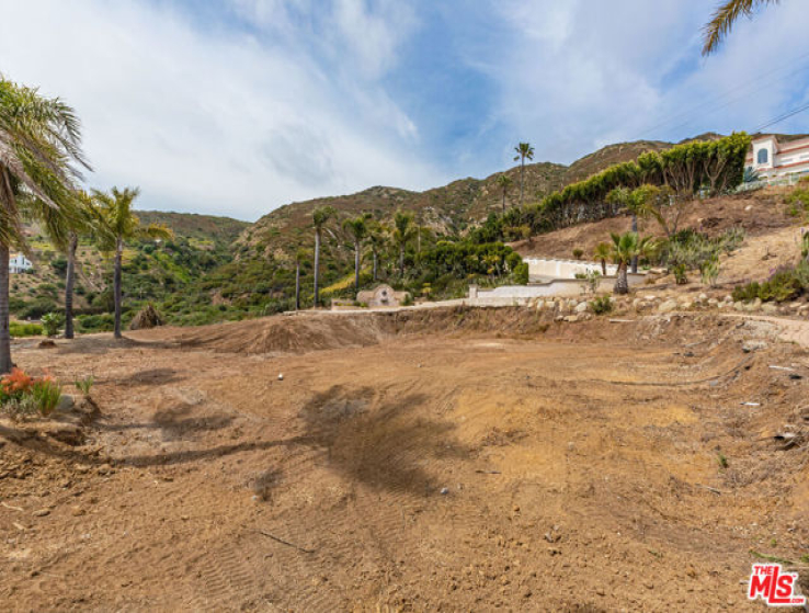  Land for Sale in Malibu, California