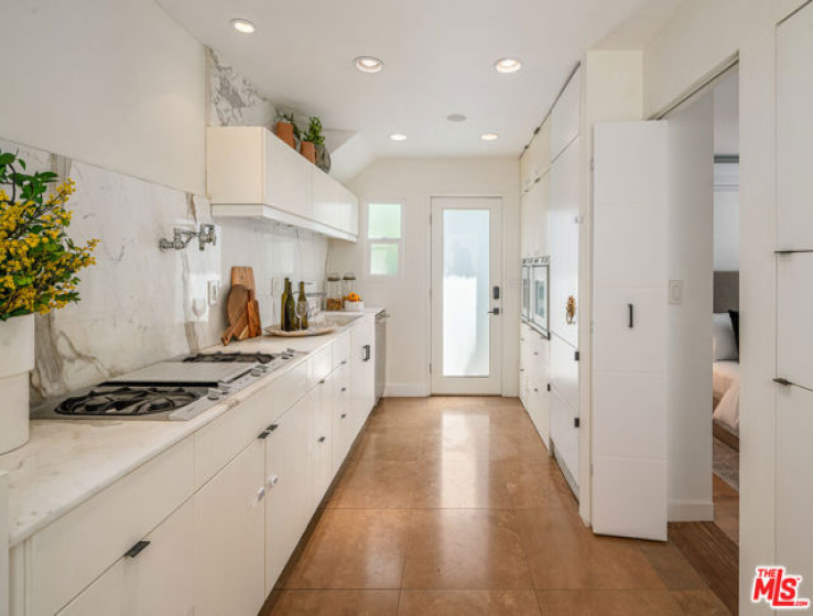 2 Bed Home for Sale in Los Angeles, California