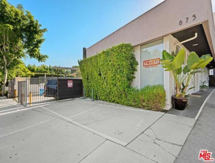  Income Home for Sale in West Hollywood, California