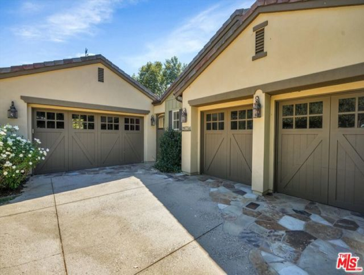 5 Bed Home for Sale in Agoura Hills, California