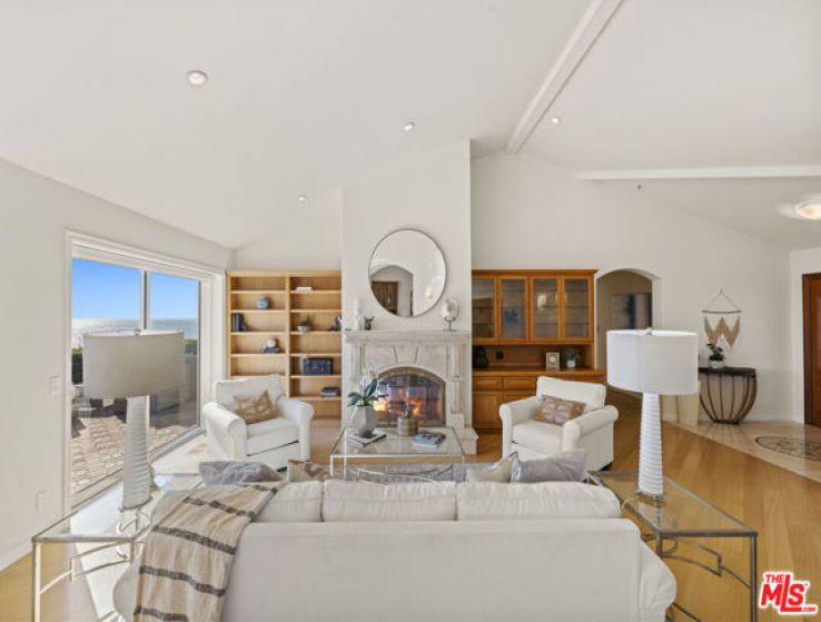 3 Bed Home for Sale in Malibu, California