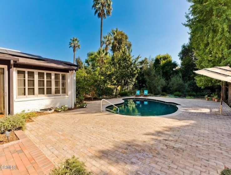 5 Bed Home for Sale in Pasadena, California