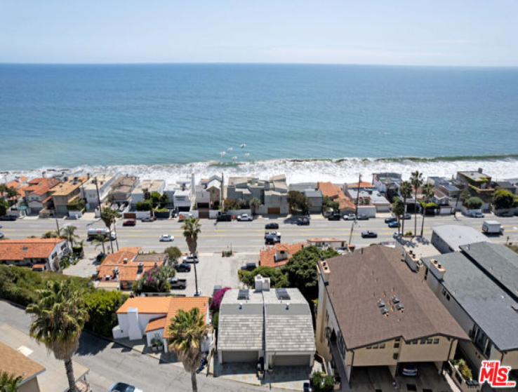 4 Bed Home for Sale in Malibu, California