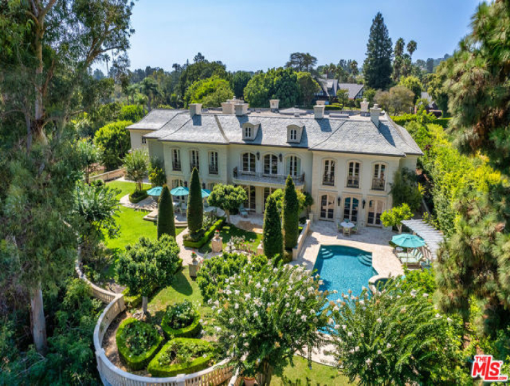 8 Bed Home for Sale in Los Angeles, California