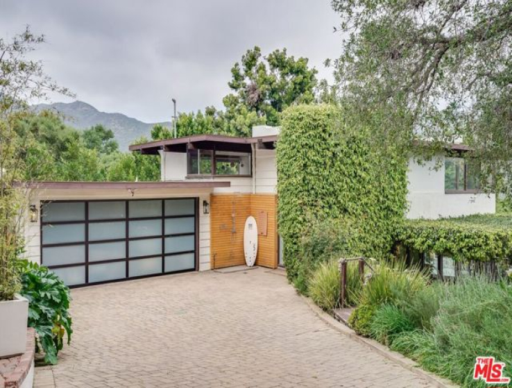 4 Bed Home for Sale in Malibu, California