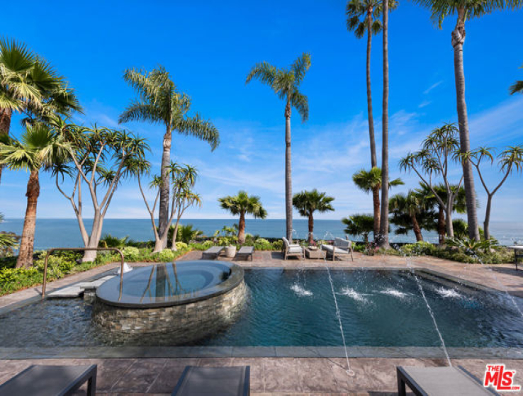 5 Bed Home for Sale in Malibu, California