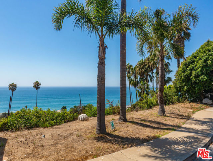  Land for Sale in Malibu, California