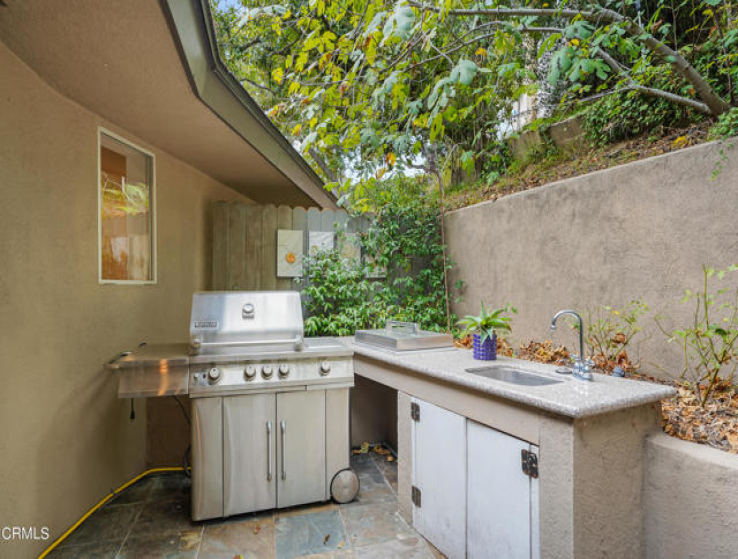 3 Bed Home for Sale in Pasadena, California