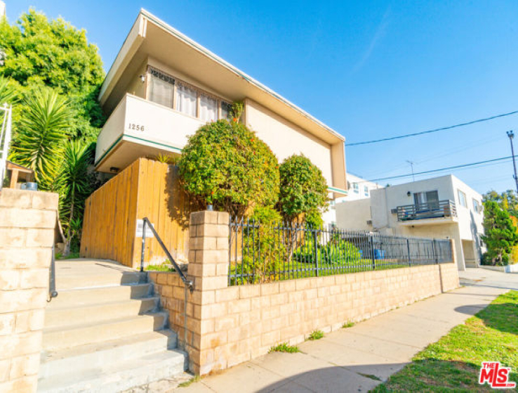  Income Home for Sale in Los Angeles, California