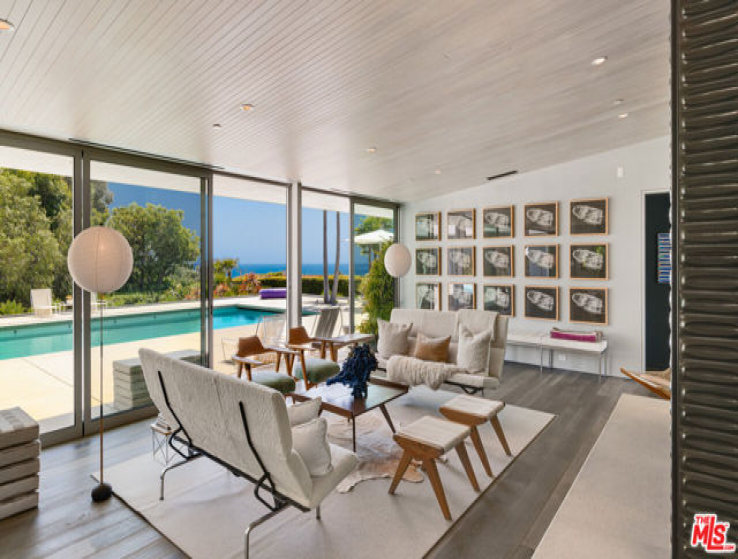 6 Bed Home for Sale in Malibu, California