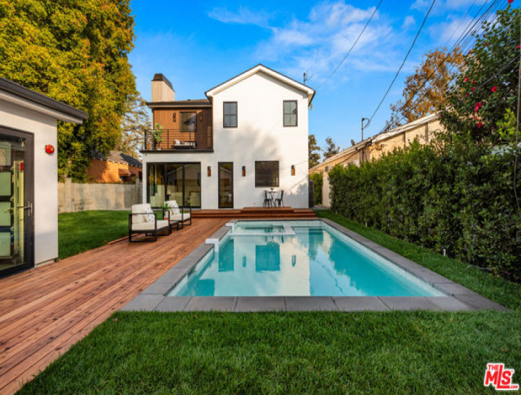 4 Bed Home for Sale in Studio City, California