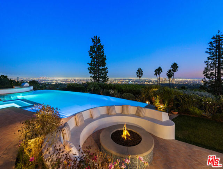 10 Bed Home for Sale in Beverly Hills, California