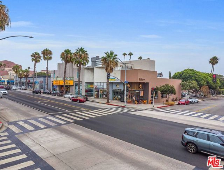  Commercial for Sale in Santa Monica, California