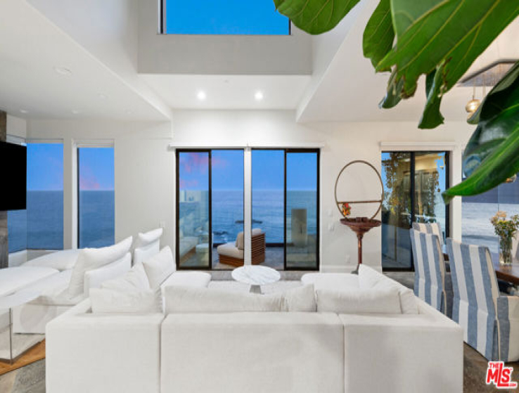 7 Bed Home for Sale in Malibu, California