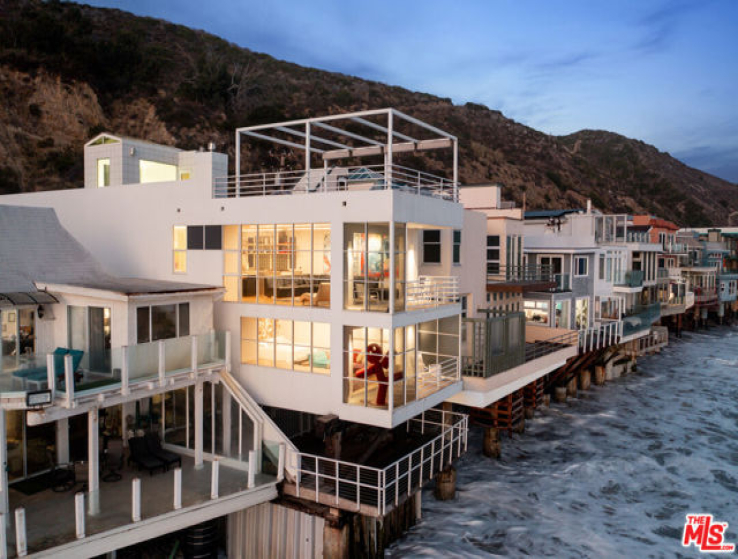 3 Bed Home for Sale in Malibu, California