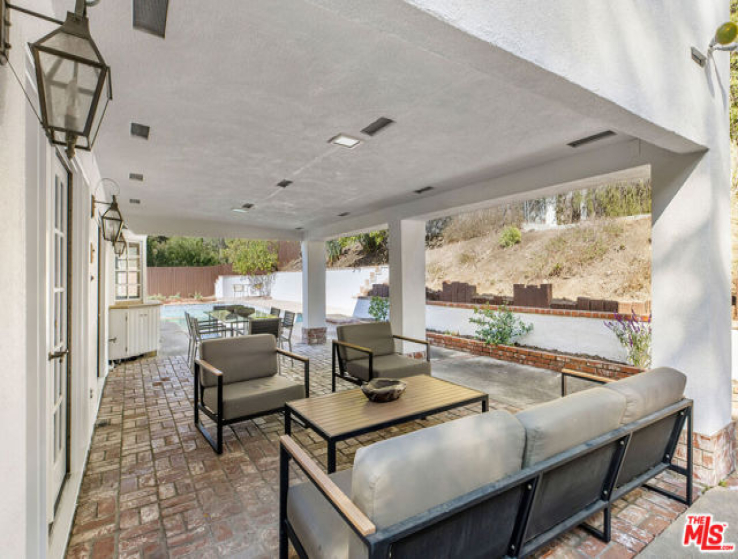 3 Bed Home for Sale in Studio City, California