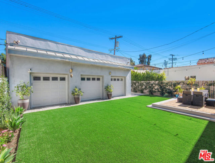 4 Bed Home to Rent in Los Angeles, California