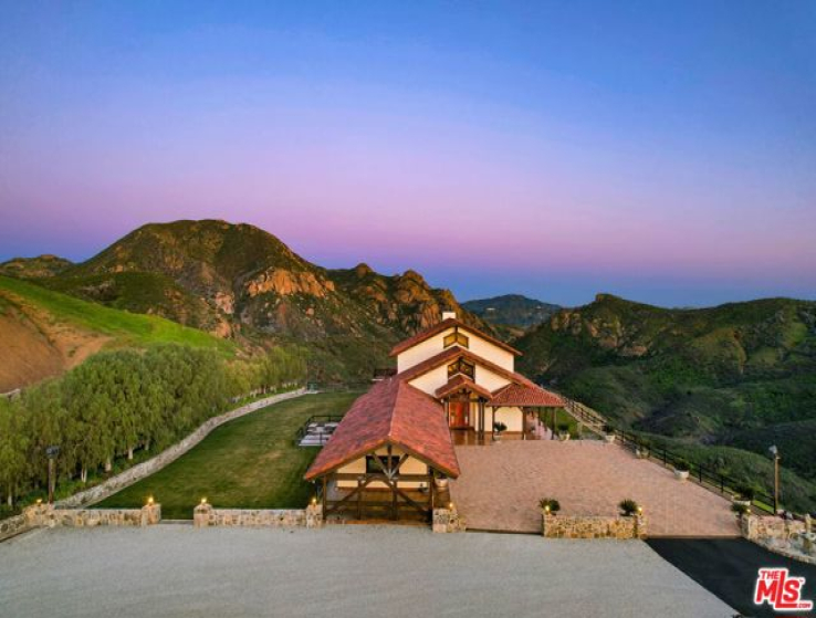 3 Bed Home for Sale in Malibu, California