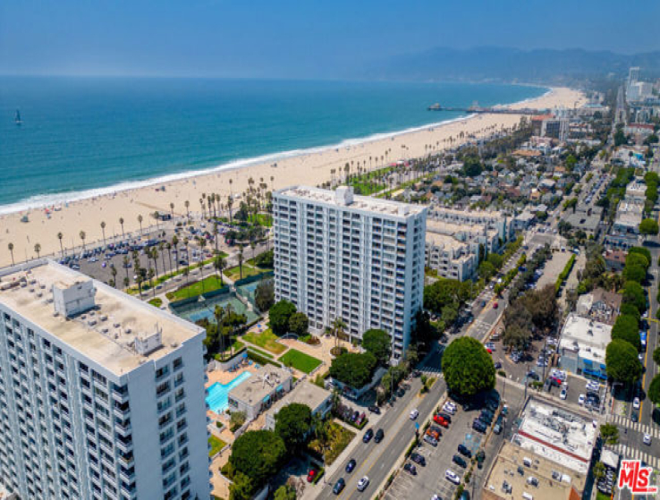  Income Home for Sale in Santa Monica, California