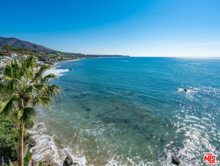 4 Bed Home for Sale in Malibu, California