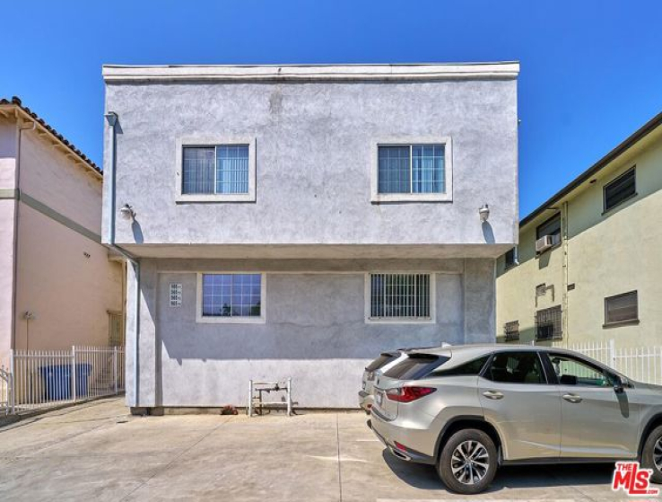  Income Home for Sale in Los Angeles, California