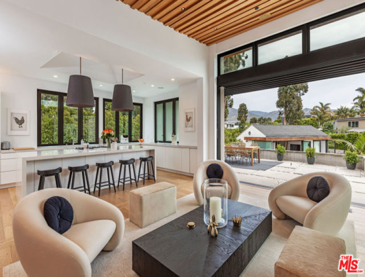 7 Bed Home for Sale in Malibu, California