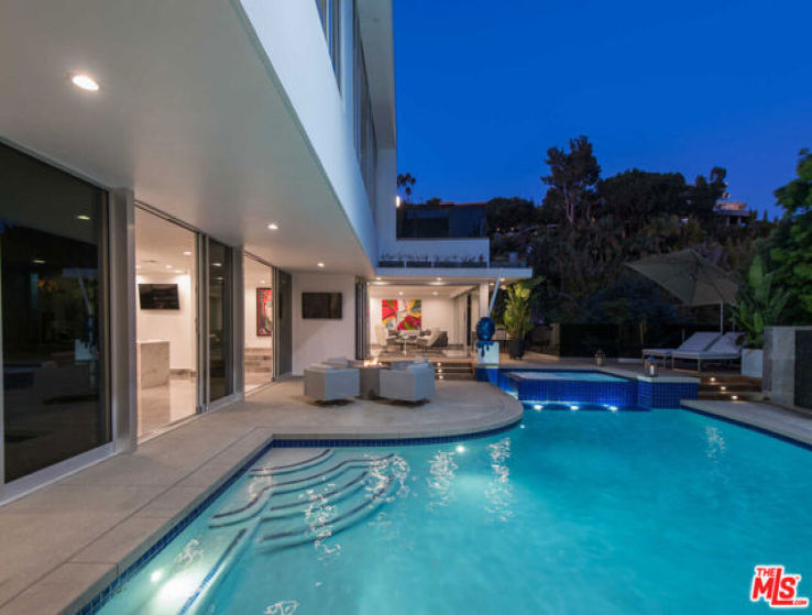 4 Bed Home for Sale in Beverly Hills, California