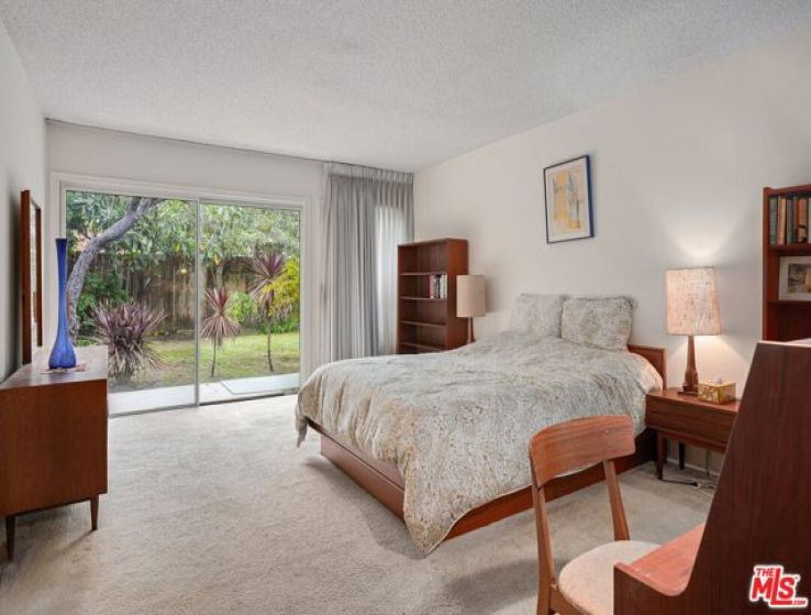 3 Bed Home for Sale in Studio City, California